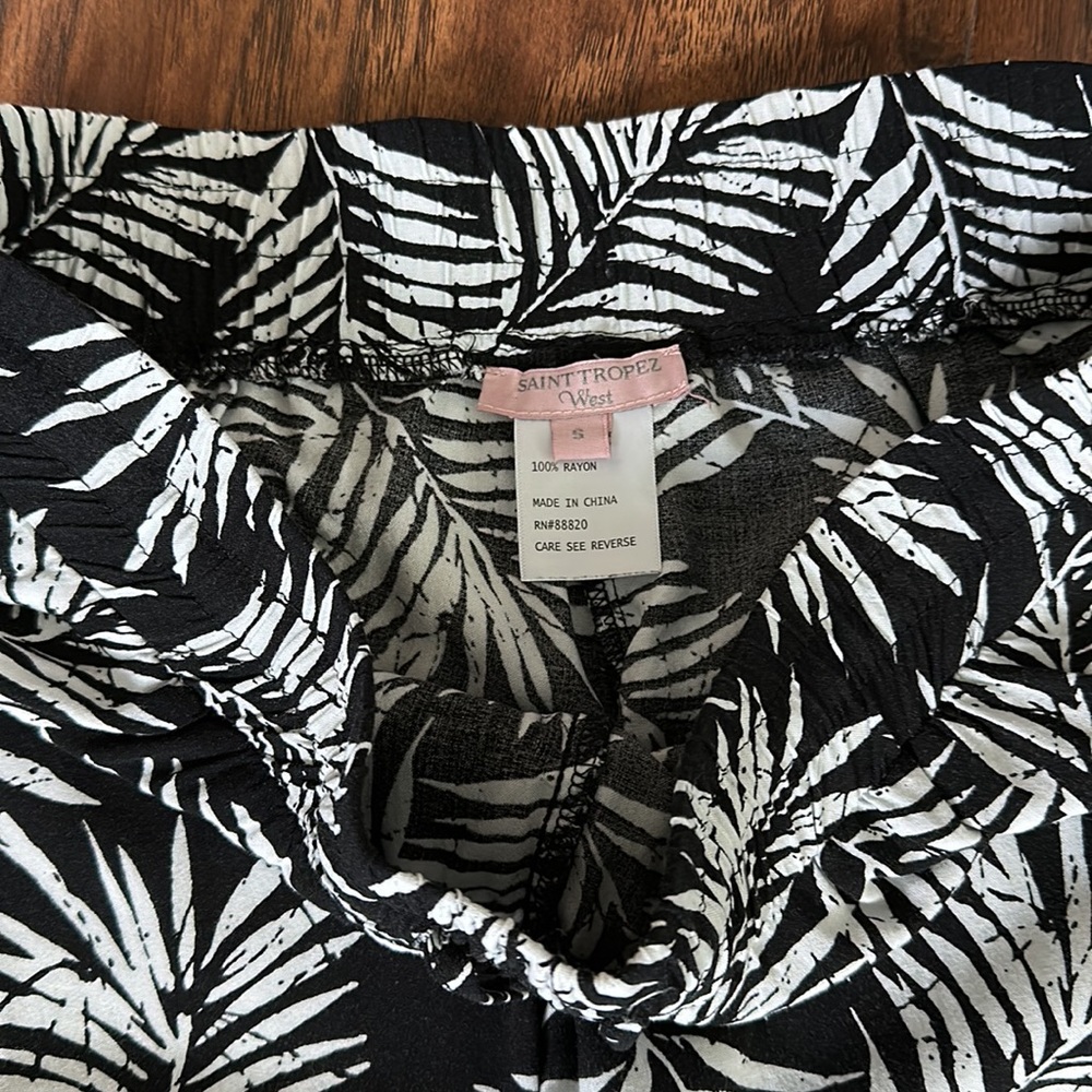 Black and white palm print pants - Picture 3 of 4